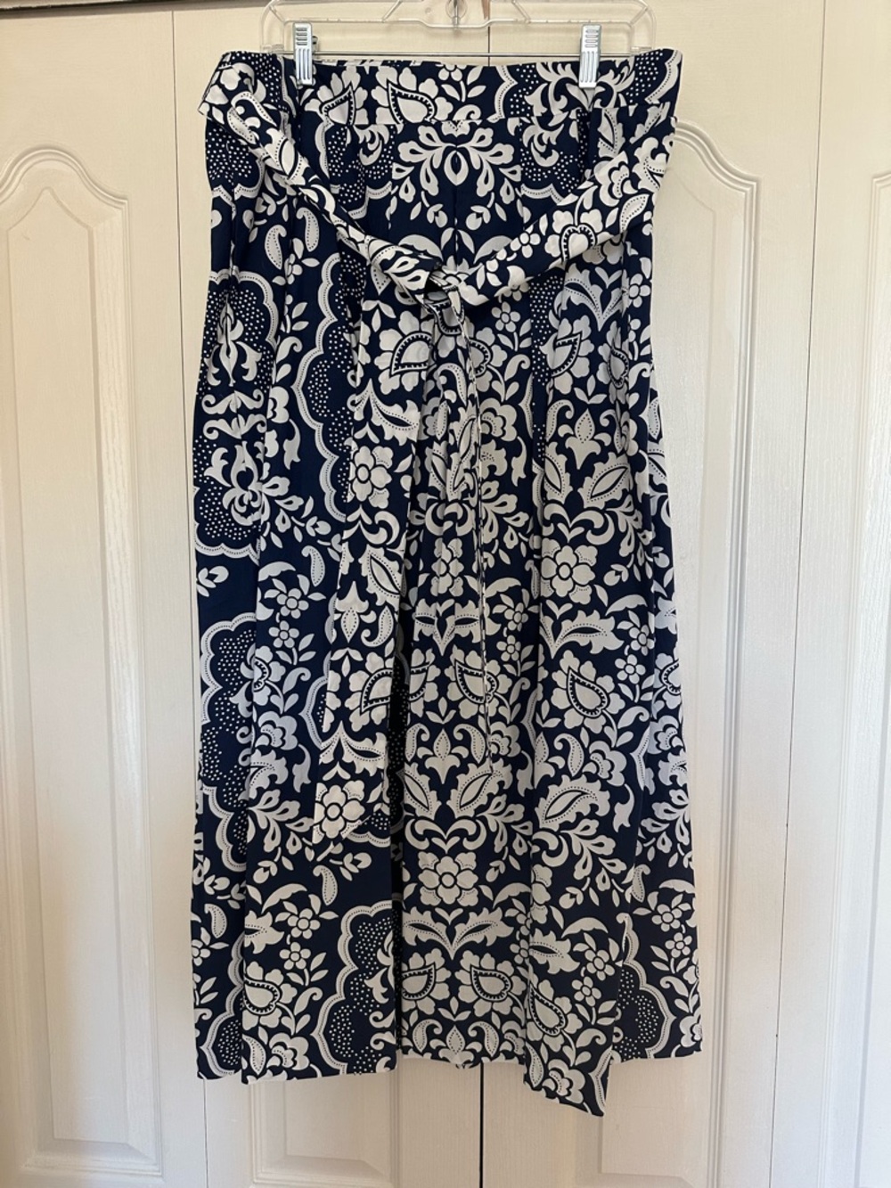 Talbots Navy and White Floral Patio Maxi Skirt
